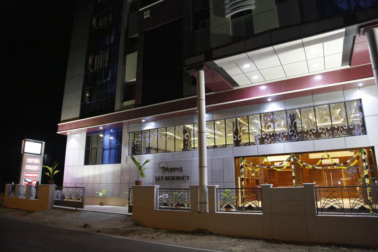 Poppys S.E.T Residency Otel Kumbakonam Dış mekan fotoğraf