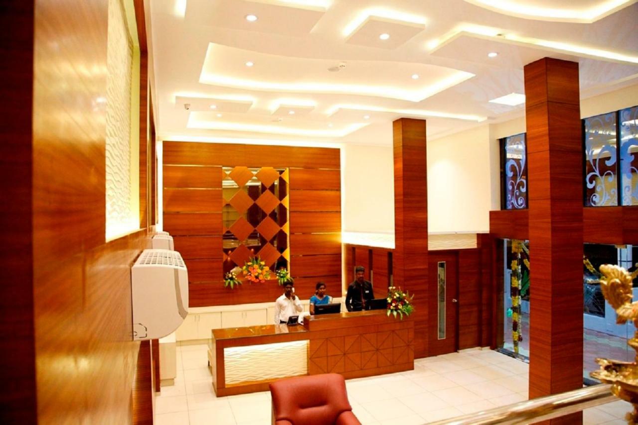Poppys S.E.T Residency Otel Kumbakonam Dış mekan fotoğraf